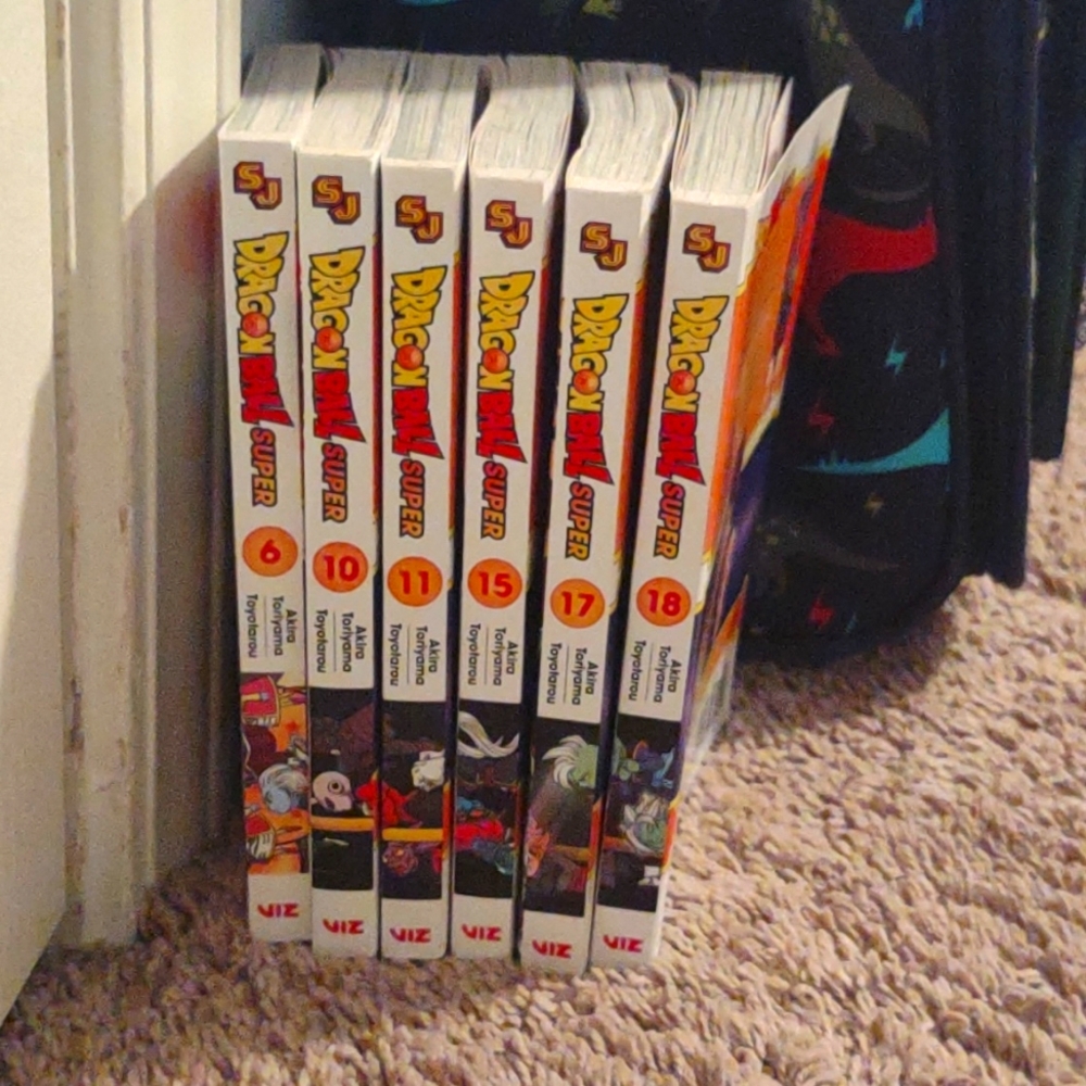 Dragon Ball Super books, lot of 6 practically brand new books